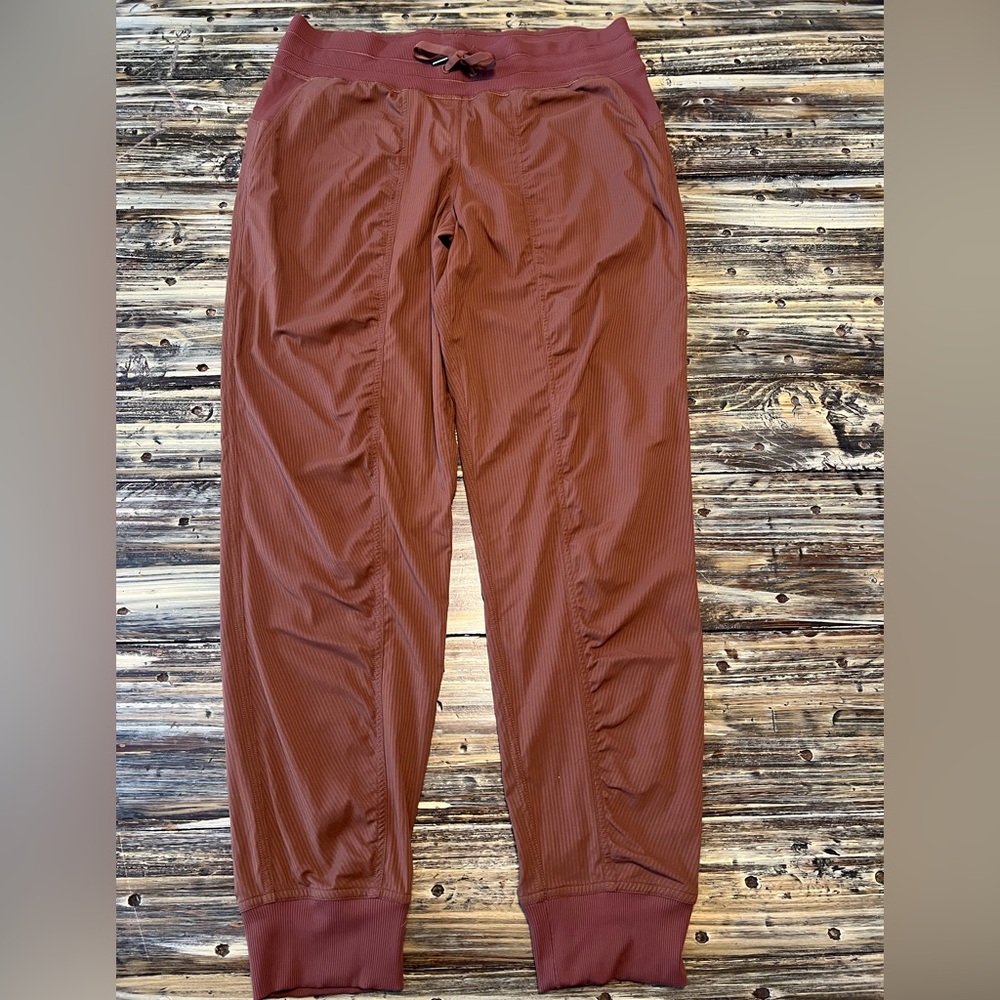 Lululemon Dance Studio Jogger -